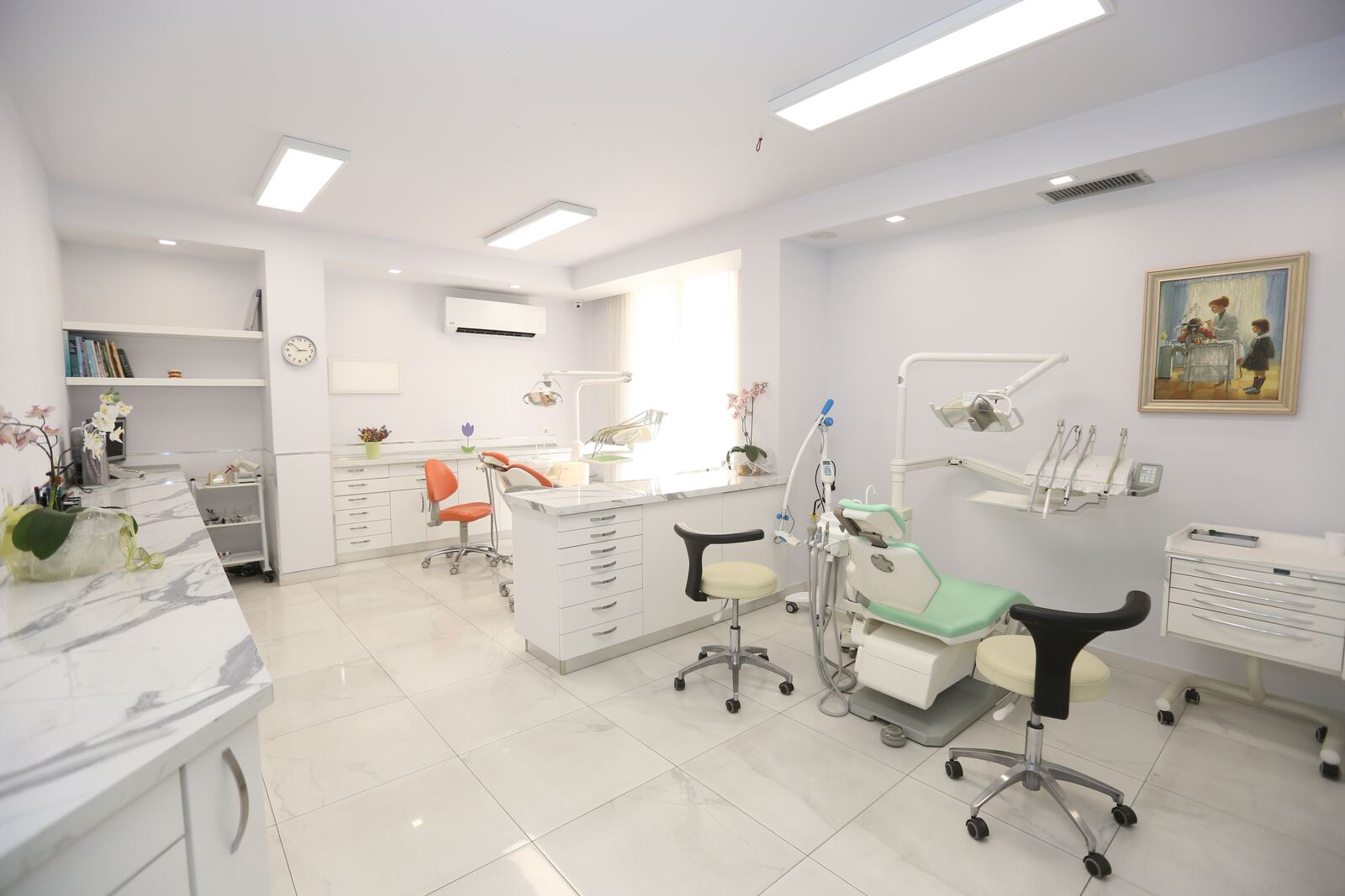 Consultation room with digital imaging